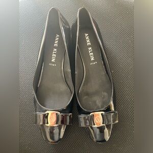Anne Klein patent leather flats